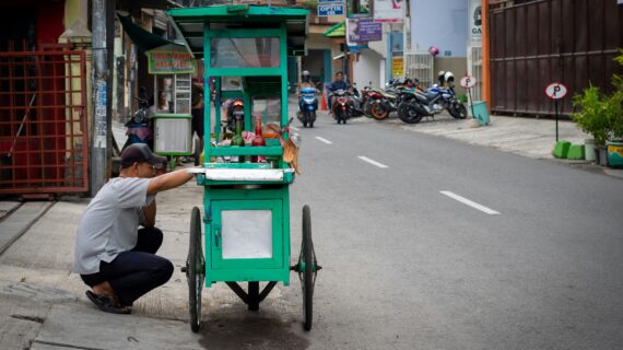 5 Risiko Usaha Bakso dan Cara Mengatasinya