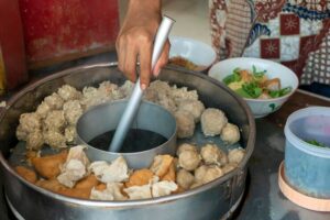 Memulai Usaha Bakso Rumahan Hingga Menggunakan Mesin Giling Bakso Standar BPOM